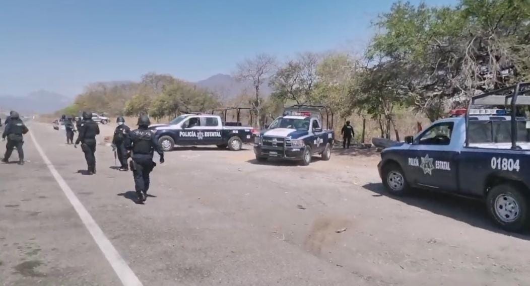 Desalojan a manifestantes en carretera del Istmo