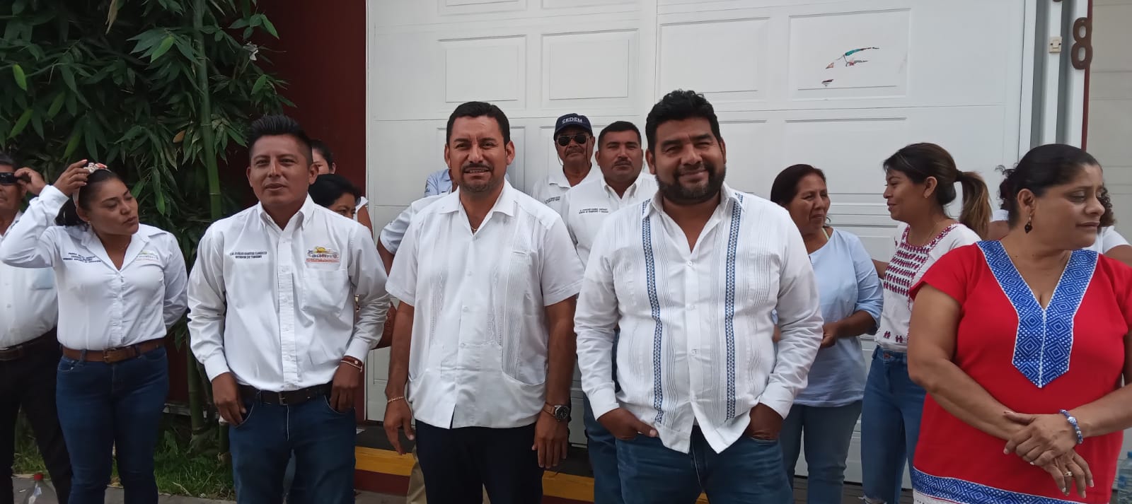 Presidentes Municipales de Colotepec y Mixtepec demandan atención presupuestal a Murat: «*quiere llevarse todo*» acusan.