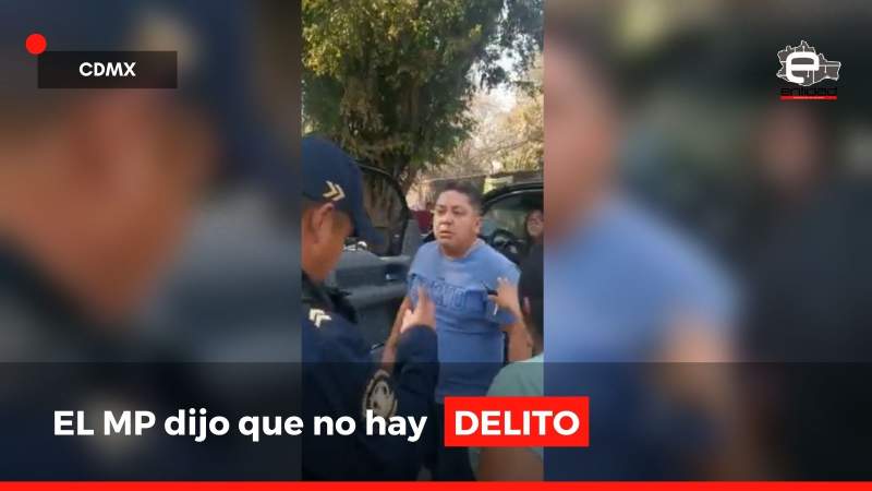 En Xochimilco así reacciona un conductor porque le marcaron el alto ante vialidad cerrada