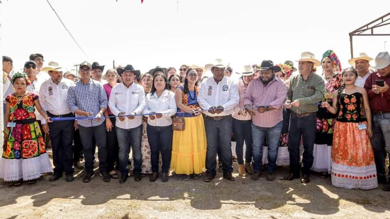 Celebra Miguel Sánchez Altamirano reinicio de la Expo Feria Ganadera, después de dos años de pandemia