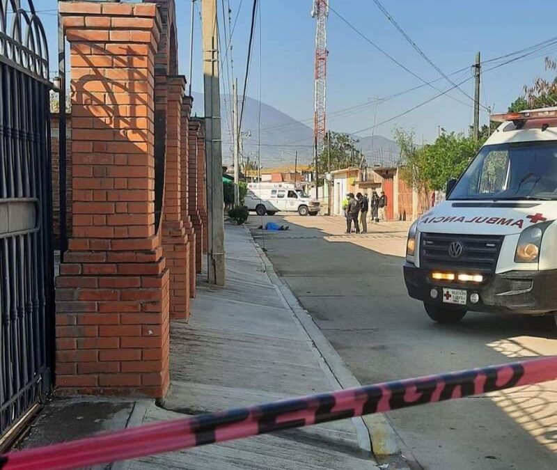 Muere hombre tras impactar con un cable en Tlacolula