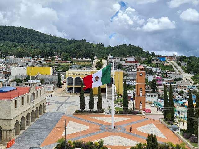 En medio de la exigencia de justicia, San Miguel El Grande entierra a víctimas de ataque armado