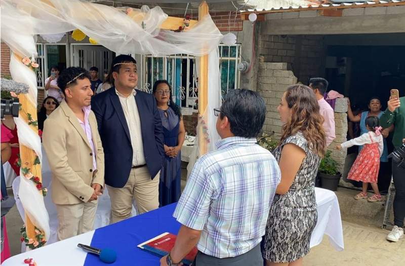 Realiza Registro Civil primera boda igualitaria en la Sierra Mixe