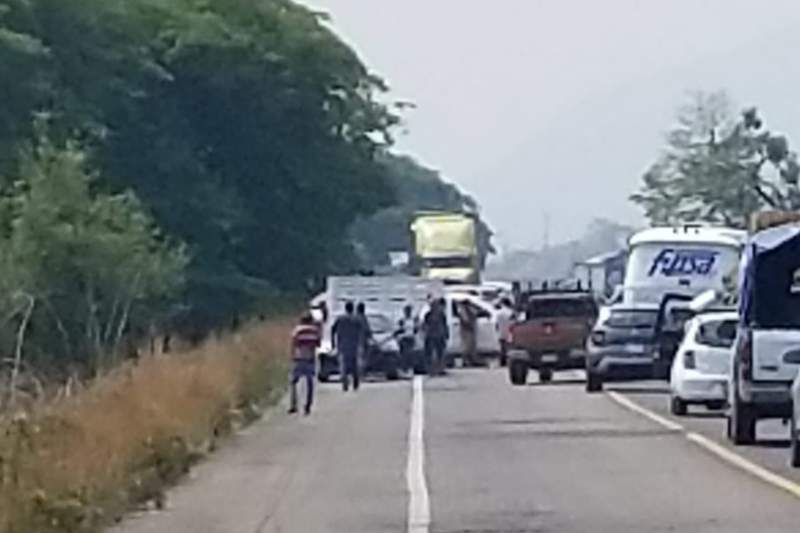 Se registra bloqueo en Tapanatepec, Oaxaca