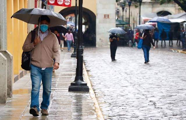 Advierten tercera ola de calor y aumento de lluvias en Oaxaca