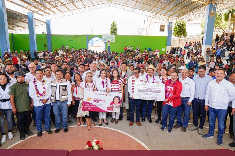Cumple Gobierno de Salomón Jara con pueblos con bajo índice de desarrollo