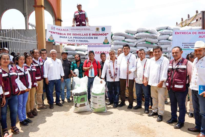 Estamos cumpliendo nuestros compromisos con las comunidades que más lo necesitan: Salomón Jara