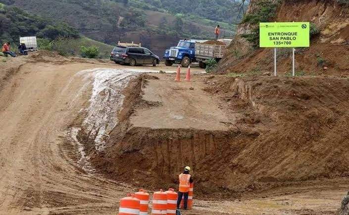 Habitantes de San Vicente Coatlán denuncian ataque armado en su bloqueo