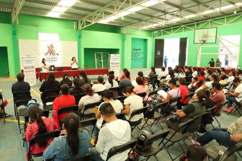 Orienta DIF Oaxaca a comités y población sobre nutrición adecuada y de calidad