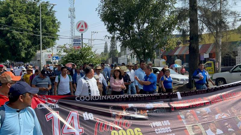 Reitera Sección 22 que su movimiento es apartidista y sus demandas legítimas