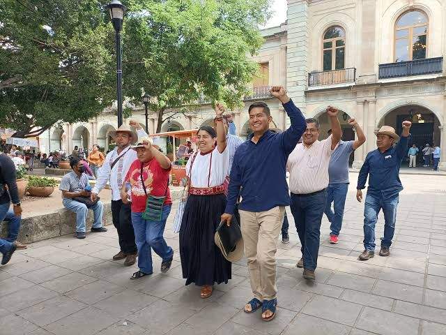 Sección 22 si habría aceptado la nueva ley estatal de educación; PTEO en segundo término