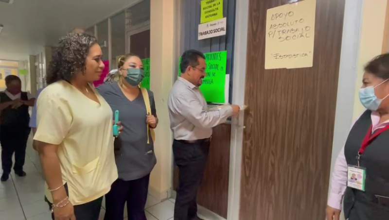 Termina paro de trabajadores de servicio social del Hospital Civil