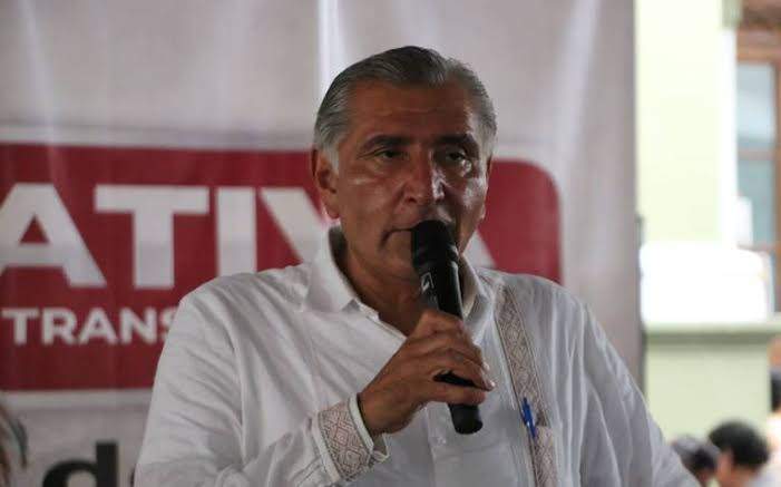 Adán Augusto suspende gira por Oaxaca, tras fallecimiento de Daniel Flores en accidente aéreo