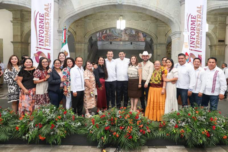 Asisten diputados de Morena al Segundo Informe Trimestral del gobernador de Oaxaca