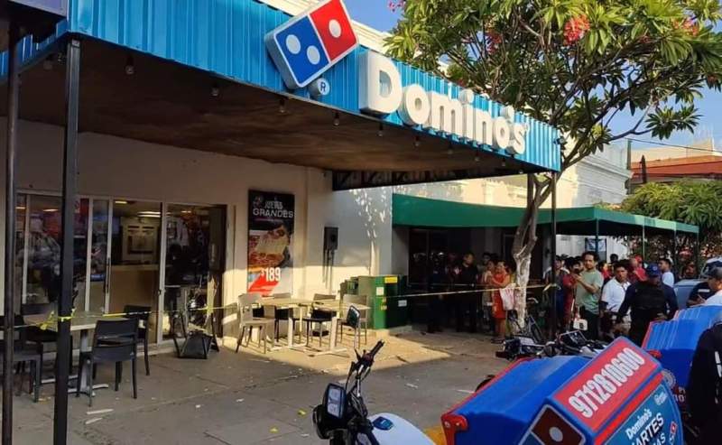 Lanzan bomba molotov contra negocio de pizzas en el centro de Juchitán