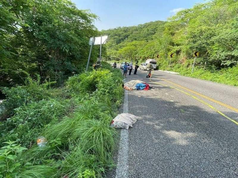 Fatal accidente en carretera Oaxaca-Istmo cobra dos vidas