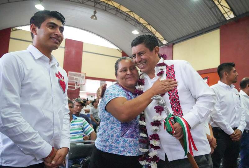 Gobierno de Oaxaca comprometido con la comunidad universitaria en la Sierra Sur