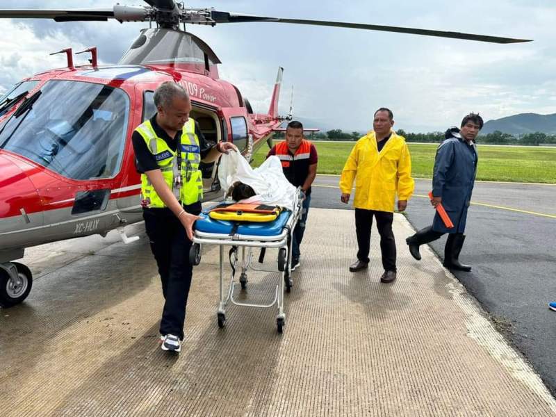 Realizan traslados aéreos de personas accidentadas en Magdalena Peñasco