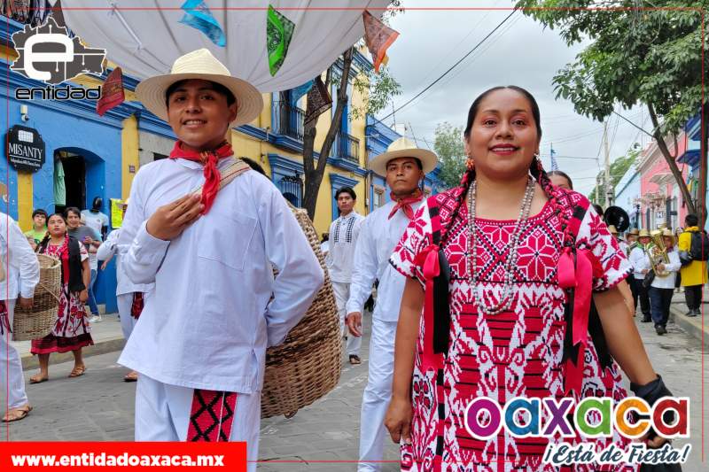 Los convites en Oaxaca, son magia, color y alegría