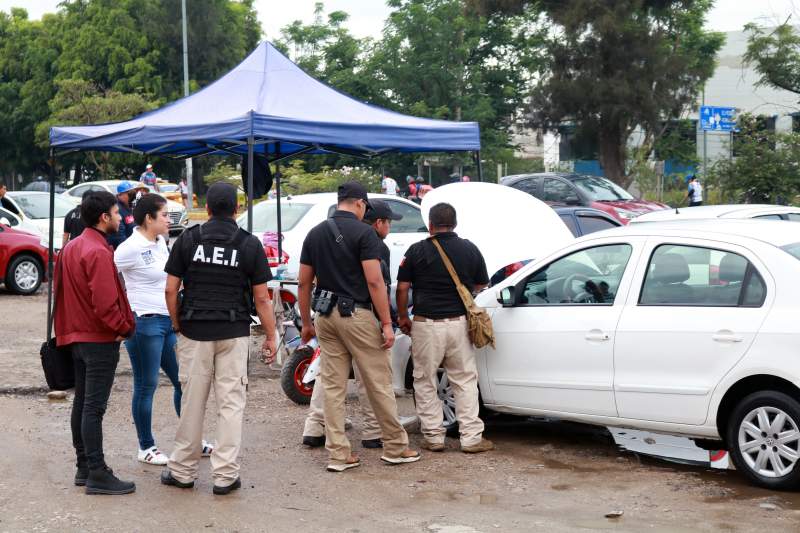 Realizan operativo en tianguis de vehículos “Brenamiel” para identificar unidades robadas