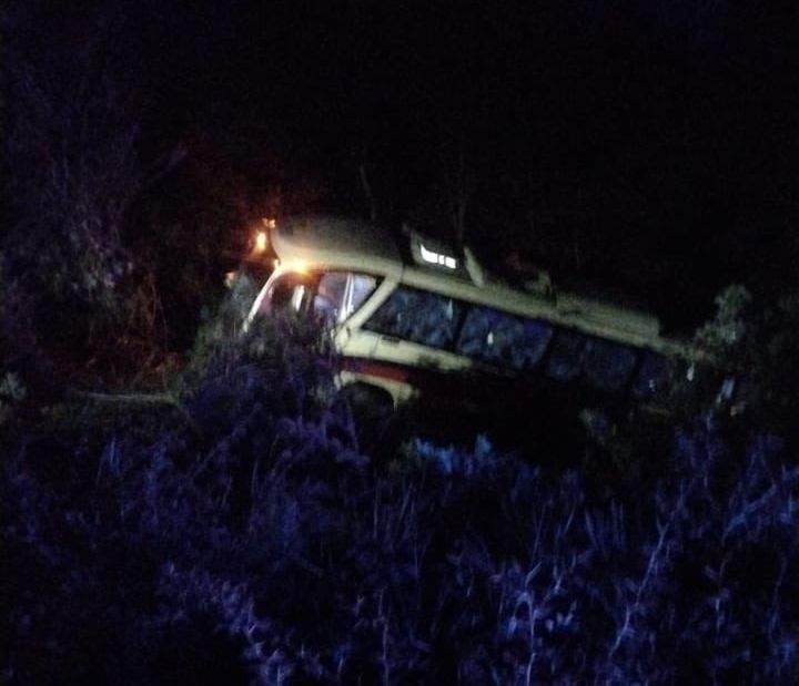 Un autobús de Fletes y Pasaje cae a un barranco sobre la carretera Oaxaca – Istmo