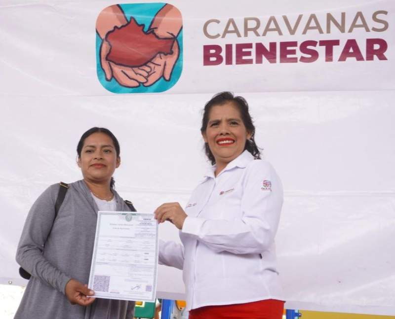 Inaugura Laura Estrada las Caravanas Bienestar en Huajuapan de León