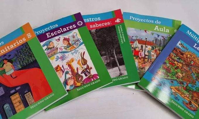 Asegura Salomón Jara que el tema de libros de textos está siendo utilizado como estrategia electoral por la oposición