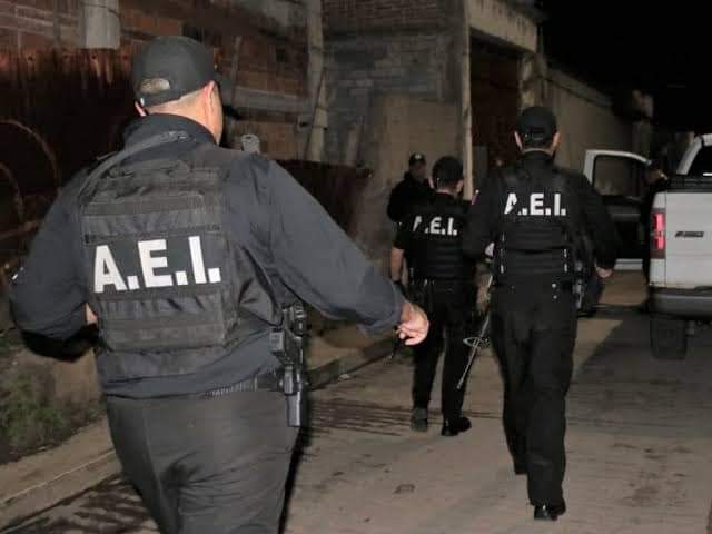 Catean casa en Juchitán y detienen a 4, les encontraron droga conocida como cristal