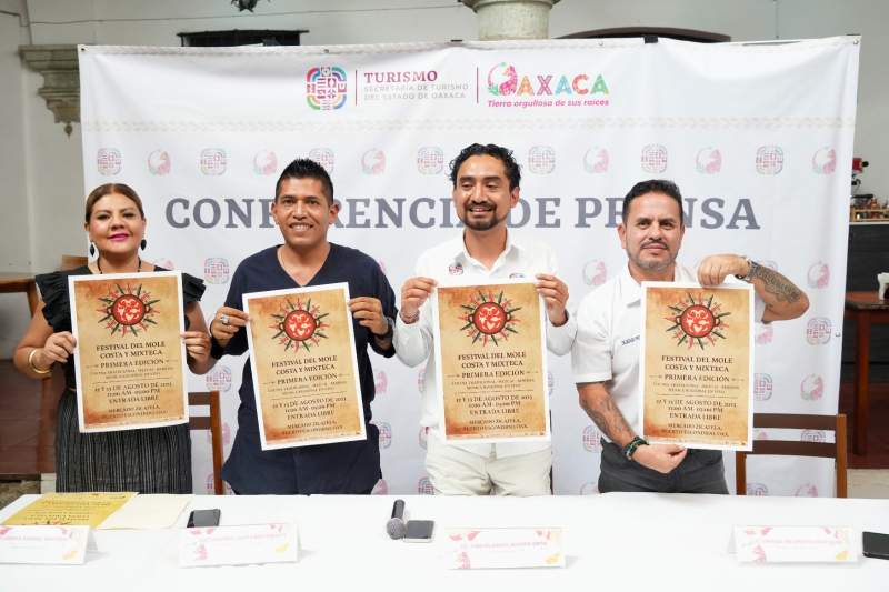 Cocineras tradicionales invitan al Festival del Mole Costa y Mixteca, en Puerto Escondido