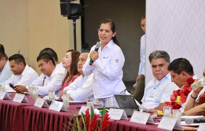 En territorio y con trabajo se avanza en la transformación de Oaxaca: Laura Estrada Mauro