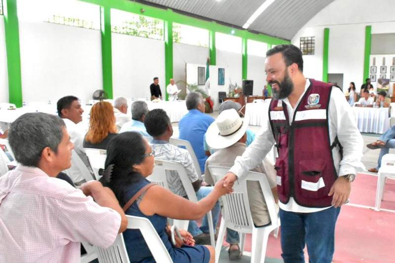 Encamina Secretaría de Gobierno acciones para otorgar certeza jurídica a comuneros de Huatulco