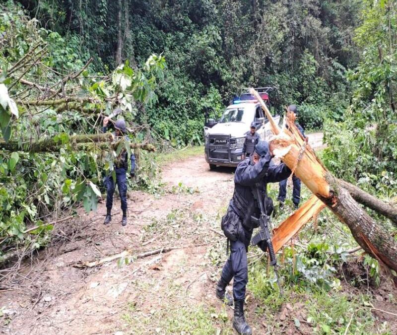 Instruye Gobernador Salomón Jara apoyo inmediato a comunidades afectadas por Onda Tropical 22