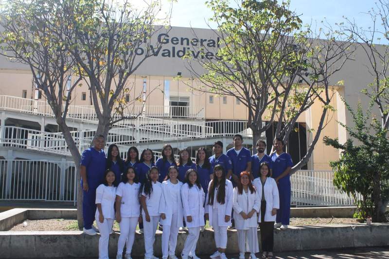 Nueva generación de profesionistas concluye pasantías en Hospital Aurelio Valdivieso