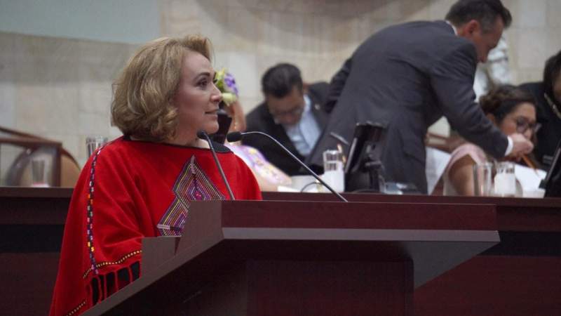 Policía de Oaxaca de Juárez atenta contra derechos humanos de migrantes; exige diputada Concepción Rueda acatar compromisos internacionales