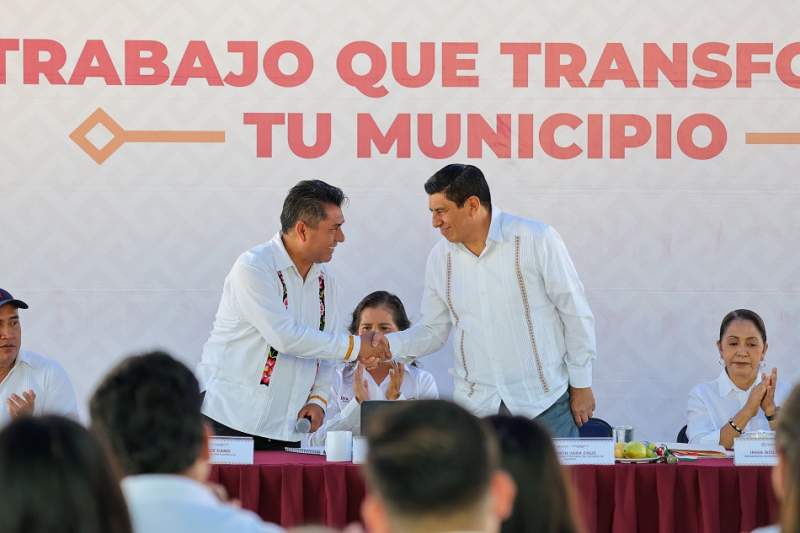 Transita San Agustín Etla hacia el desarrollo en materia educativa, de infraestructura y salud