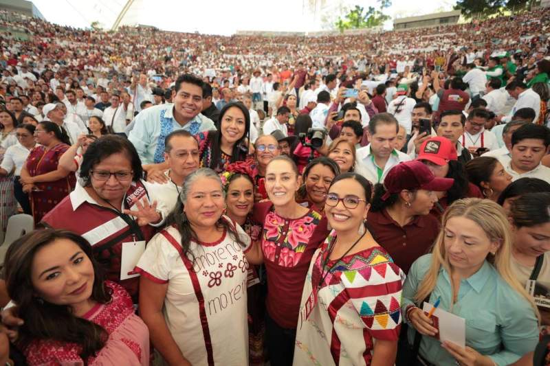 Claudia Sheinbaum suma apoyo de liderazgos oaxaqueños