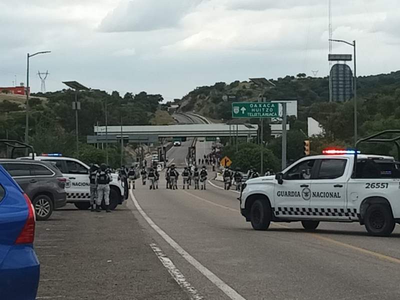 GN logra el retiro de manifestantes en Huitzo; pero no regresaron el recurso