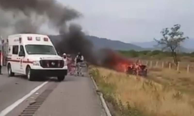 Mortal accidente en el Istmo, deja dos personas calcinadas