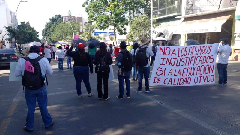 Por segundo día, bloquean normalistas a la altura del CRENO