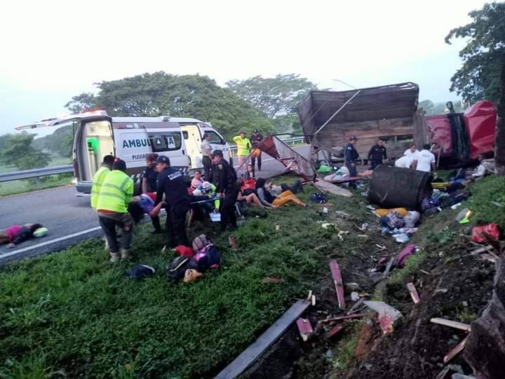 Accidente en Chiapas deja 10 migrantes muertos