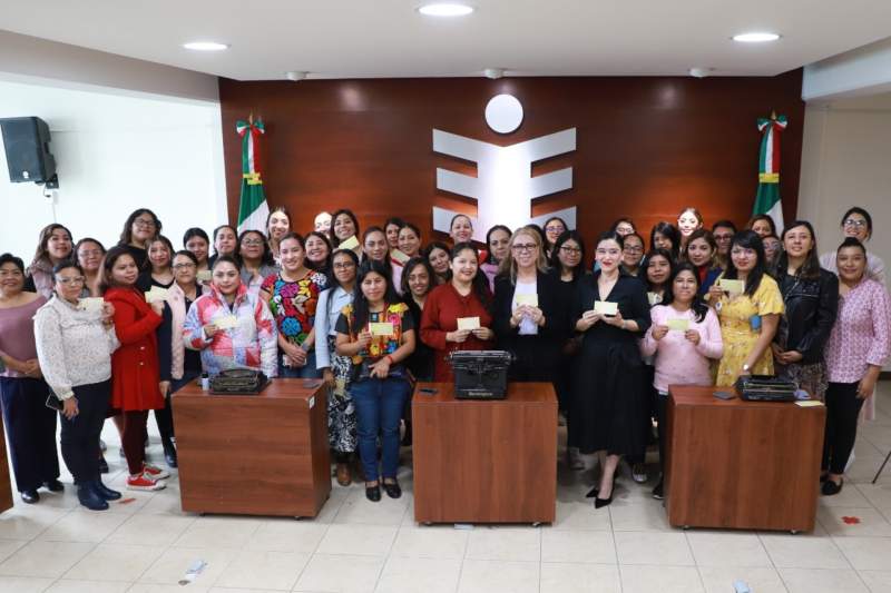 Conmemoran en el IEEPCO 70 aniversario del Voto de las Mujeres en México