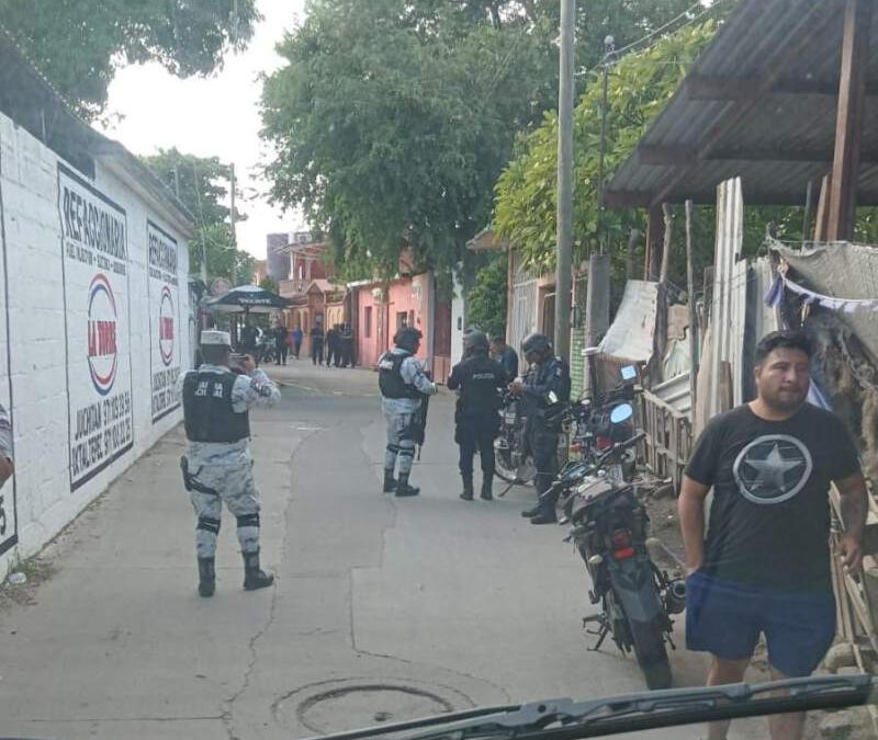 En Juchitán matan a un hombre y familiares se llevan el cuerpo en un mototaxi