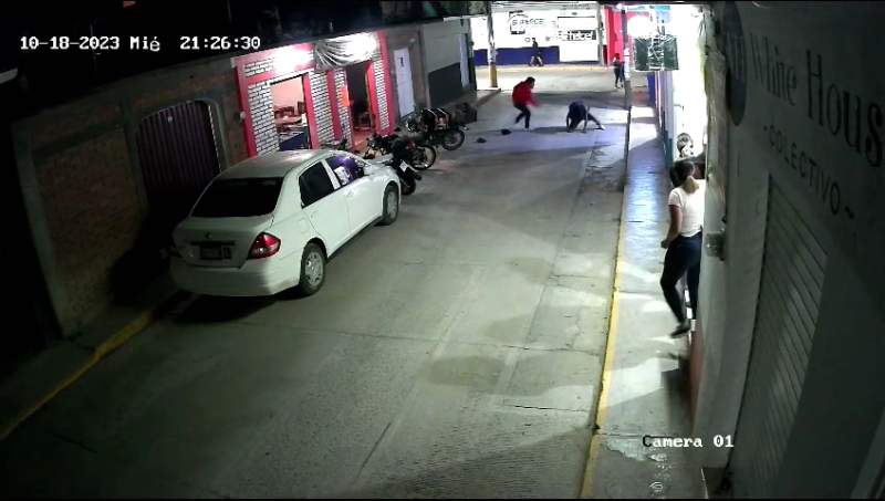 Indigente recibe su merecido, tras agredir a menor en Miahuatlán