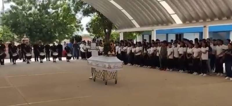 Justicia para Wendy piden en Tehuantepec, tras ser asesinada