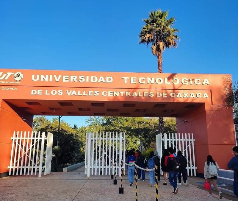 Reinician clases en la UTVCO a casi dos meses de toma