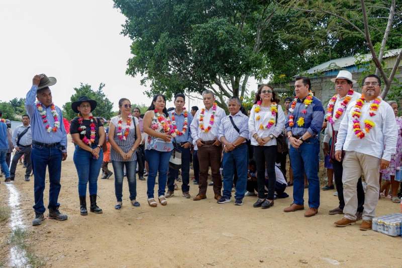 Siguen los trabajos de Rigoberto Chacón en la Villa de Zaachila