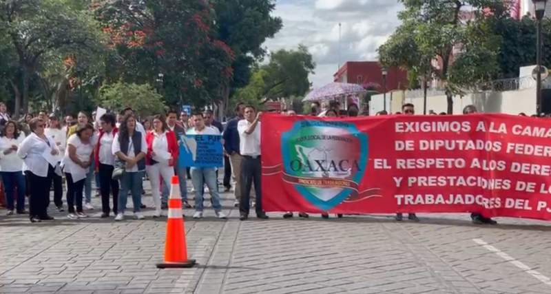 Siguen protestas en el PJF de Oaxaca, para exigir la no desaparición de finiquitos