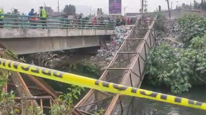 Colapsa puente de aguas negras «La Compañía»; hay 15 lesionados