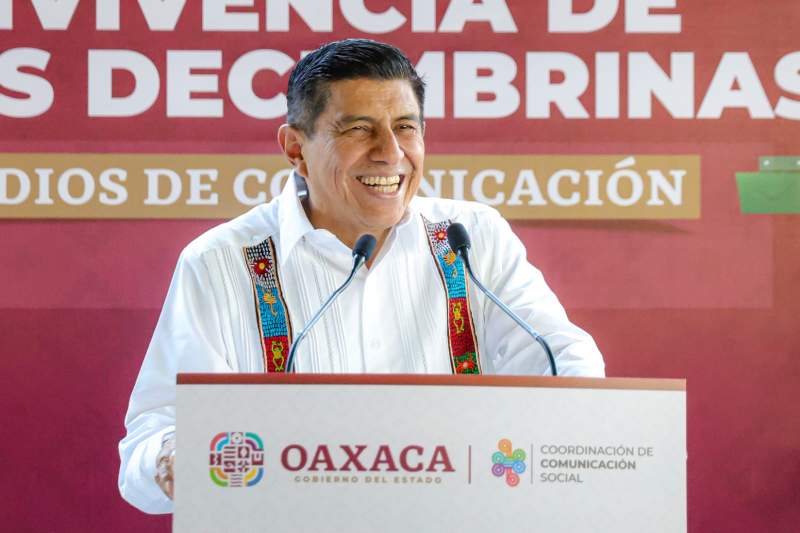 Garantizará Gobierno de Oaxaca seguridad social para cien periodistas