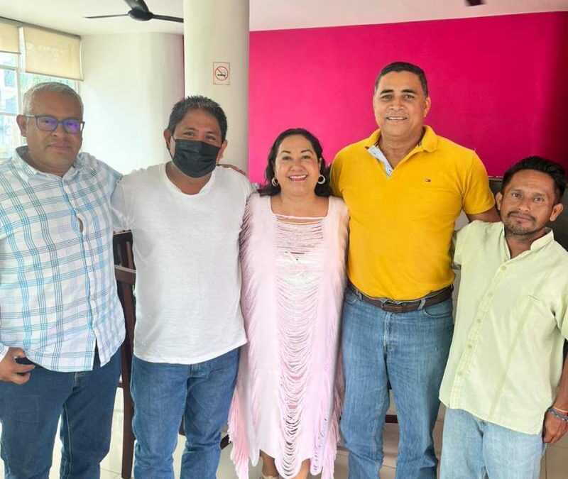 Incansable, Salomé Martínez sigue caminando los municipios de Oaxaca